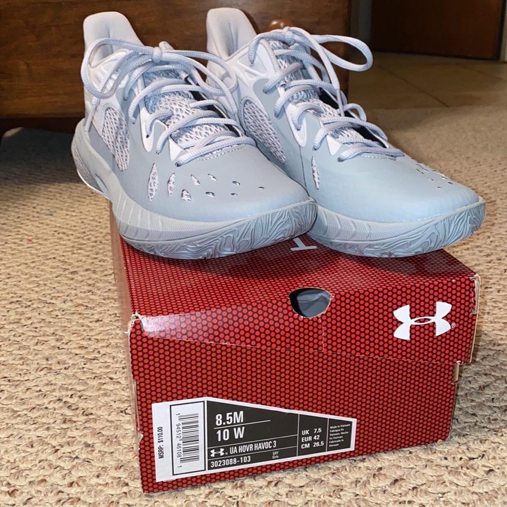 Under Armour mens basketball shoes 8.5